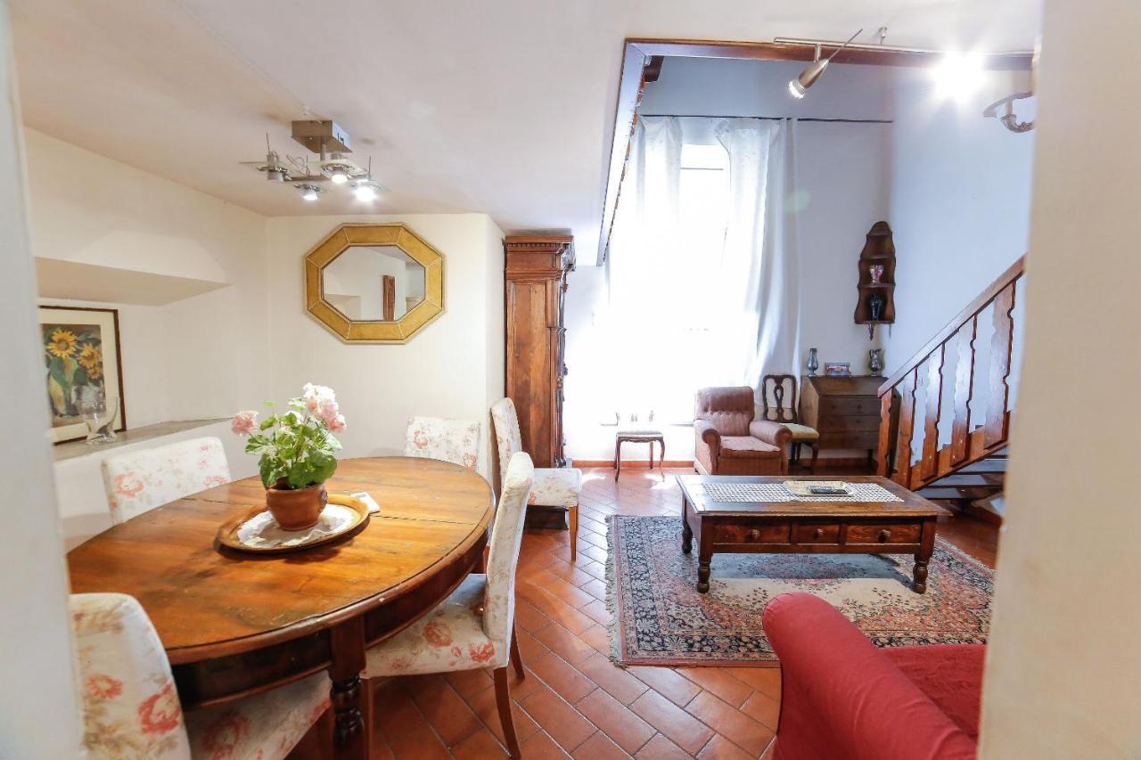 Traditional Apt Close To The Duomo - Private Yard! Florence Buitenkant foto