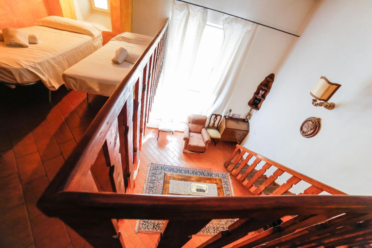 Traditional Apt Close To The Duomo - Private Yard! Florence Buitenkant foto